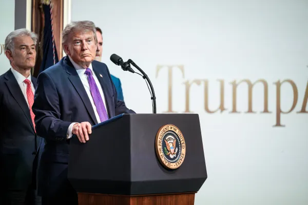 Trump'tan İran Açıklaması: "Anlaşma İçin Acele Etmeyin"