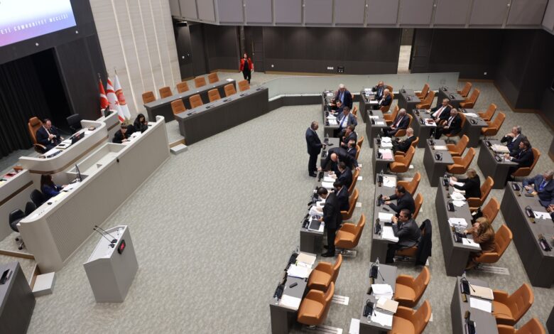 KKTC Meclisi'nde Sağlık Protokolü ve Orman Arazileri Yasası Görüşüldü