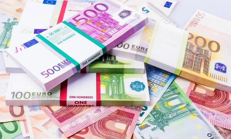 Serbest Piyasada Güncel Döviz Kurları: Dolar, Euro ve Sterlin Güne Nasıl Başladı?