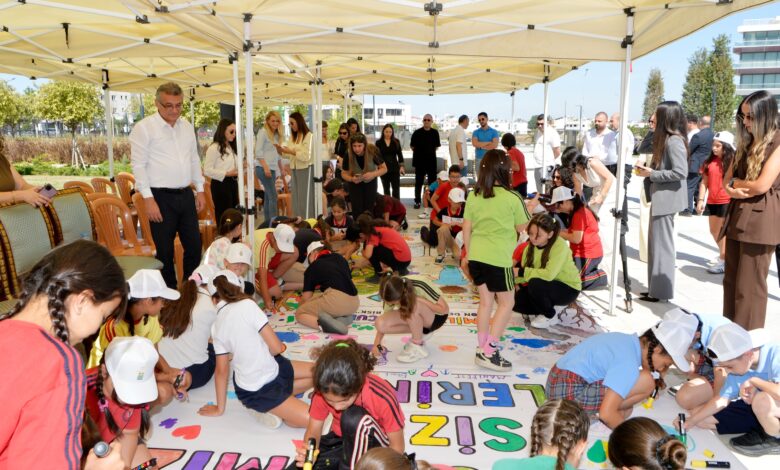 Cumhurbaşkanlığı’nda 5 Haziran Dünya Çevre Günü Etkinliği: "Harekete Geç" Sloganıyla Poster Boyandı