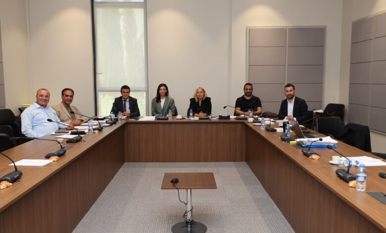 Hukuk Komitesi, Konut Edindirme Yasası ve Çeşitli Karar Tasarılarını Genel Kurul'a Sevk Etti