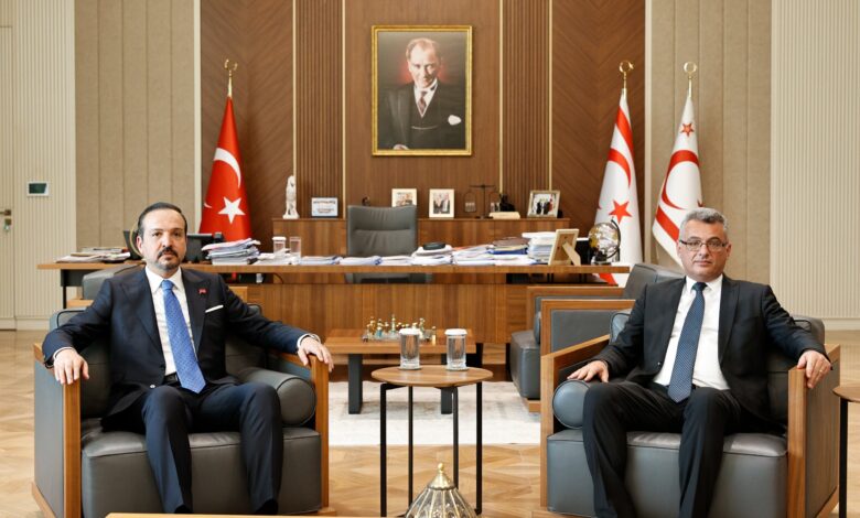 Cumhurbaşkanı Erhürman, AK Parti Genel Başkan Yardımcısı Kürşad Zorlu ile Bir Araya Geldi