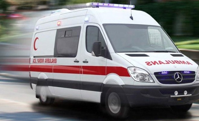 Girne ve Tatlısu'da Üç Ayrı Trafik Kazası: Üç Kişi Yaralandı