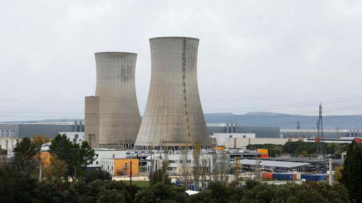 Fransa'da aşırı sıcaklar nükleer enerji üretimini etkiledi