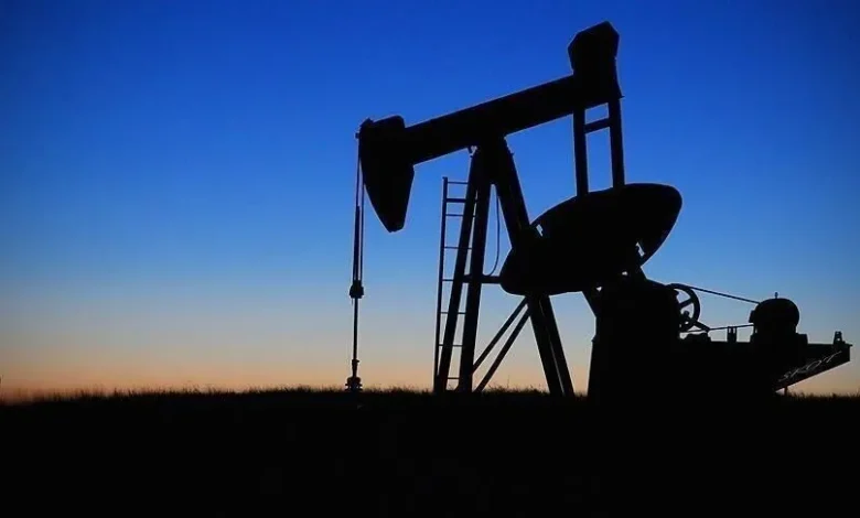 Brent Petrol Fiyatları Orta Doğu'daki Gerilimle 85 Doları Aşarak Son Bir Ayın Zirvesine Çıktı