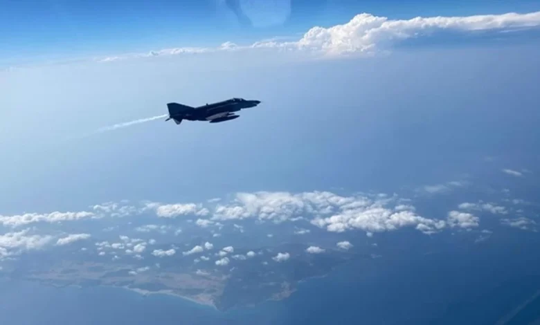 Türk Hava Kuvvetleri Kıbrıs'ın güneyinde eğitim uçuşu gerçekleştirdi