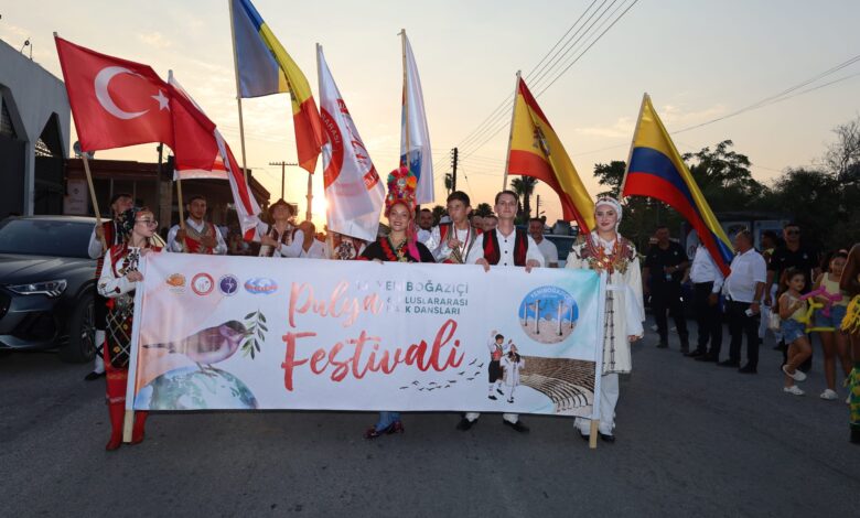 15. Yeniboğaziçi Pulya ve Uluslararası Halk Dansları Festivali Görkemli Törenle Başladı