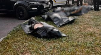 İngiltere'de Polis Aracı ile Otomobil Çarpıştı: Çok Sayıda Ölü Var