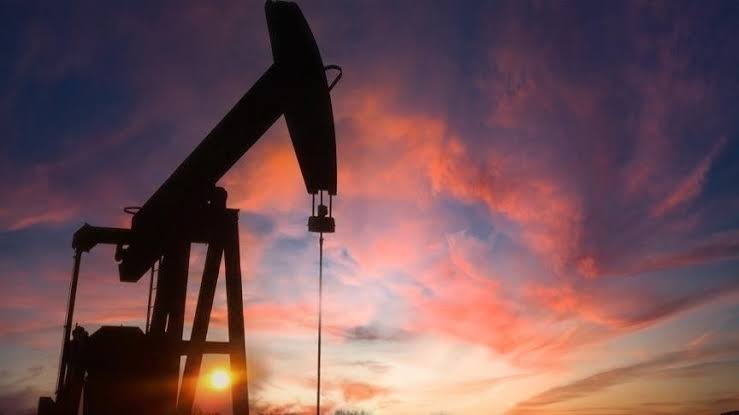 Brent Petrolün Varil Fiyatı Piyasaların Odakta: Güncel Rakamlar Ne Durumda?