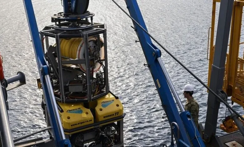 AA, Girne açıklarında batan gemiye ilişkin arama kurtarma çalışmalarını TCG Alemdar'da görüntüledi