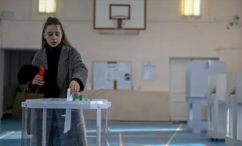 Rusya'da milletvekili ve yerel yönetim seçimleri için oy verme işlemi başladı