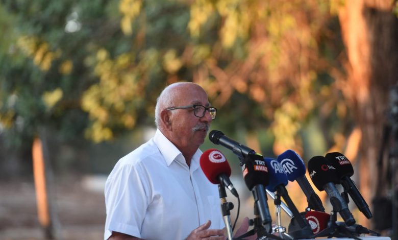 Aşır: “Bu üç küçük Türk köyünde 52 yıl önce bir soykırım yaşanmıştır. Katliam ve savaş suçu işlenmiştir ancak cezasız kalmıştır”