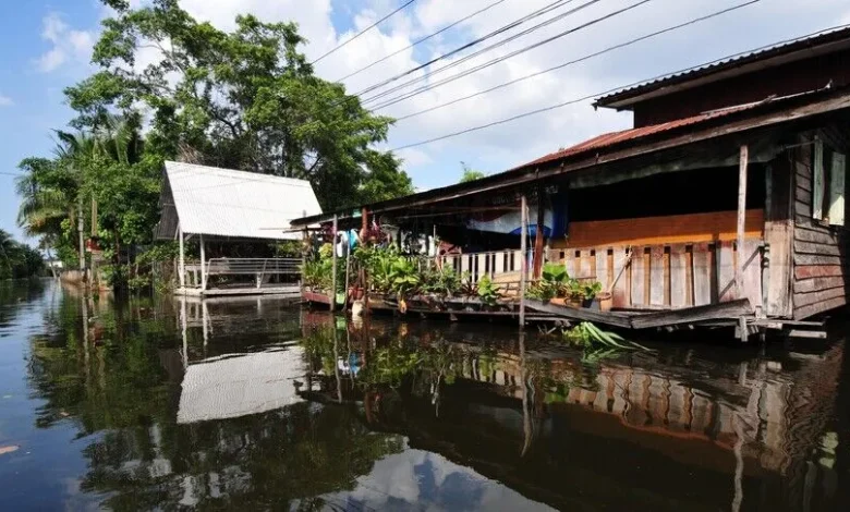 Tayland'ın başkenti Bangkok'taki 50 bölgenin tamamı afet bölgesi ilan edildi