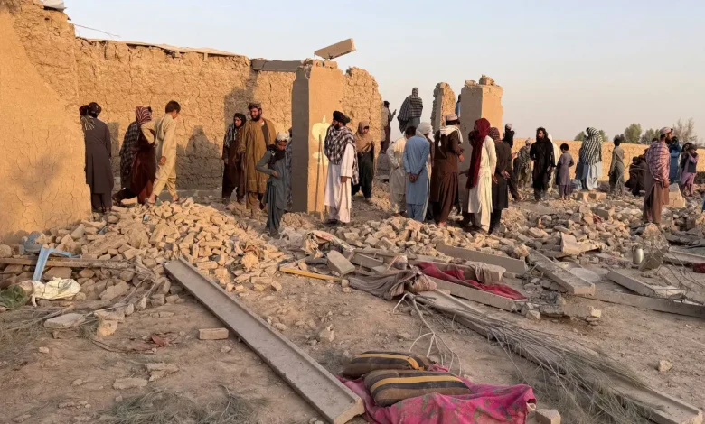 Pakistan'dan Afganistan'a hava saldırısı: Karşılıklı can kaybı açıklamaları