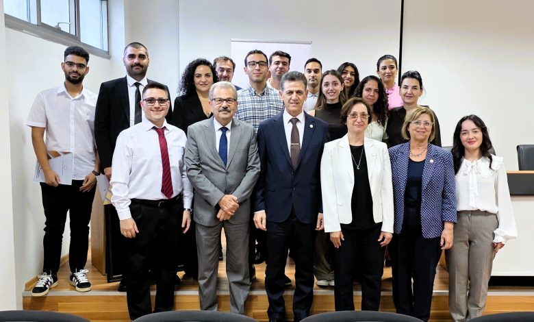 KAMU HİZMETİ KOMİSYONU SINAVLARINDA DERECEYE GİRENLERE ÜSTÜN BAŞARI BELGELERİ TAKDİM EDİLDİ