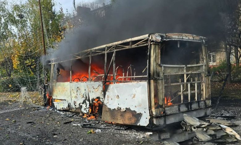 RUSYA, UKRAYNA'DA OTOBÜSÜ HEDEF ALDI: 30 ÖLÜ, 18 YARALI VAR