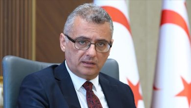RUM BASINININ MARAŞ İDDİASINA ERHÜRMAN'DAN TEPKİ: 'ACEMİ OLABİLİR MİYİM?'