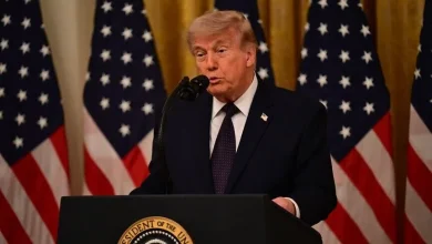 Trump: "İran'a ne yapacağımızı bekleyin ve görün"
