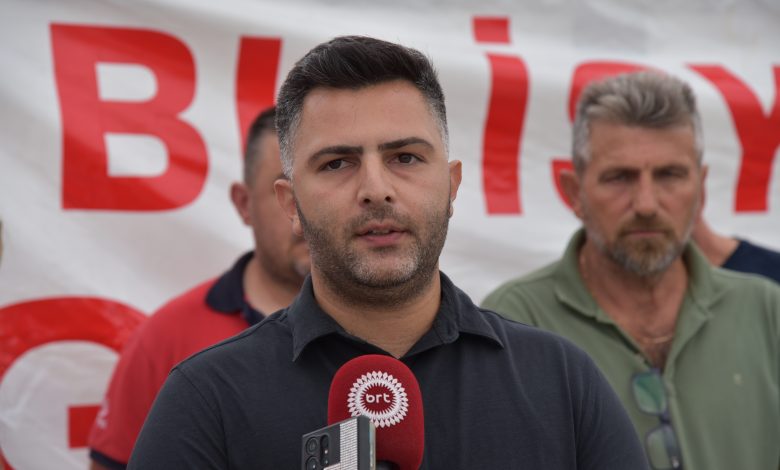 DEV-İŞ BAŞKANI KOLOZALİ: K-PET'TEKİ SÜRESİZ GREV UZLAŞI SAĞLANANA KADAR DEVAM EDECEK
