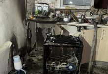 GÖNYELİ'DE ÇALIŞIR DURUMDAKİ BULAŞIK MAKİNESİ KISA DEVRE YAPARAK YANGINA NEDEN OLDU