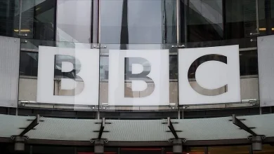 BBC tasarruf için 2 kanal ve 1 radyoyu kapatıp bazı çalışanları işten çıkaracağını duyurdu